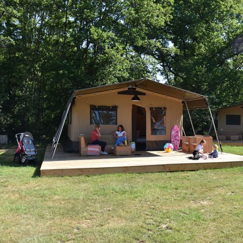 Tente en toile et en bois 6 personnes - Logement familial