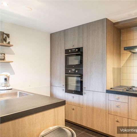 BUNGALOW 8 personnes - G