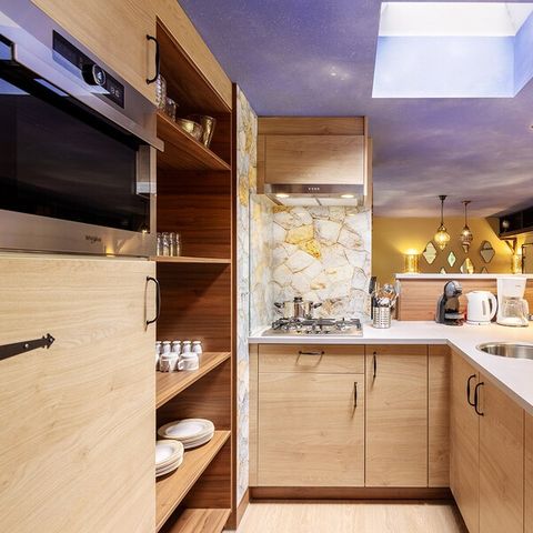 HÉBERGEMENT INSOLITE 6 personnes - Aventure HB1942