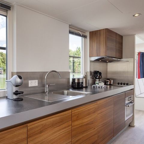 HÉBERGEMENT INSOLITE 4 personnes - Bateau-maison KV2140