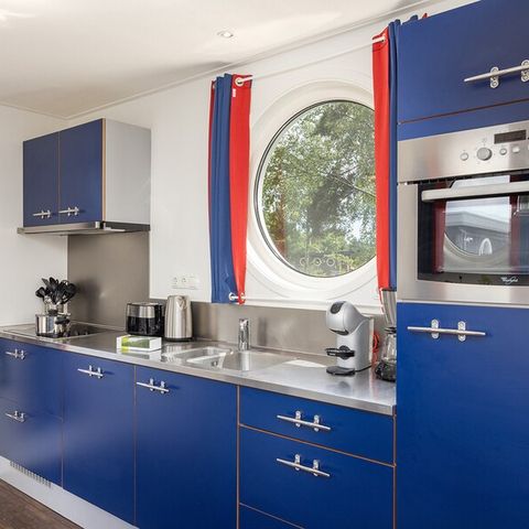 HÉBERGEMENT INSOLITE 4 personnes - Bateau-maison KV2141