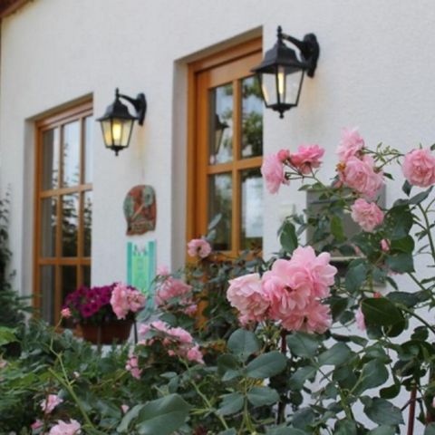 BUNGALOW 4 personnes - Maison de vacances indépendante avec un poêle à bois, dans le Bruchttal