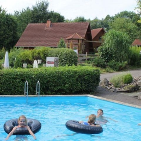BUNGALOW 7 personnes - Maison de vacances confortable avec 2 salles de bains, dans le Bruchttal
