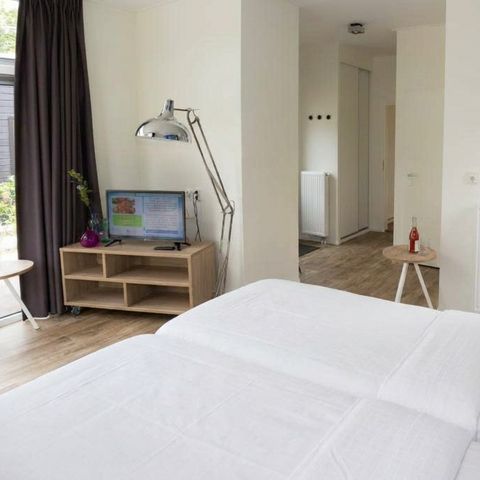 STUDIO 2 personnes - Chambre communicante confort