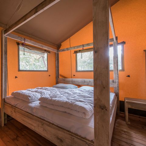 Tente en toile et en bois 6 personnes - 6B