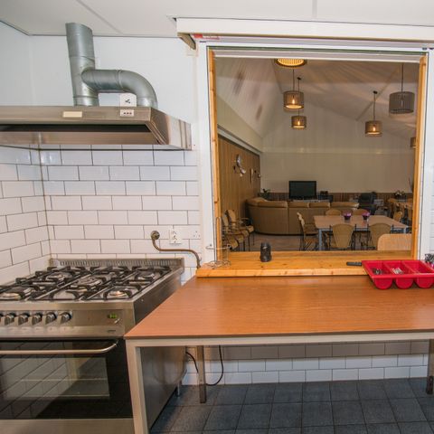 MAISON 20 personnes
