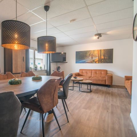 MAISON 28 personnes