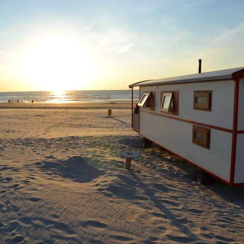 MOBILHOME 4 personnes - Chariot tsigane sur la plage