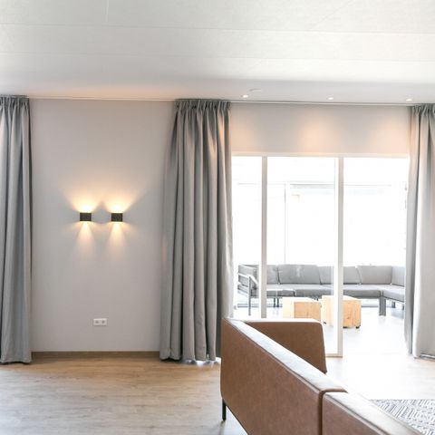 BUNGALOW 8 personnes - Cabine de luxe