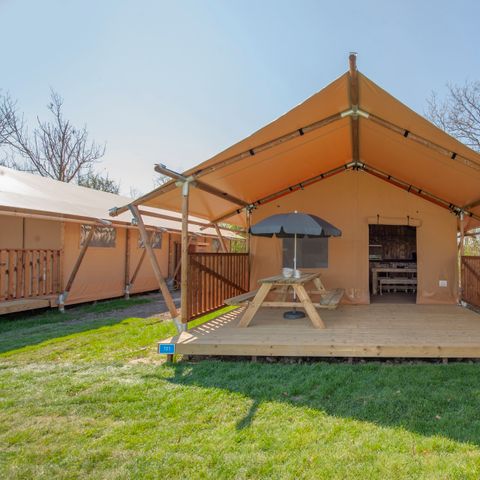 TENTE TOILE ET BOIS 6 personnes