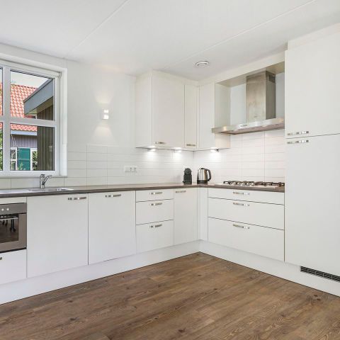 BUNGALOW 8 personnes - 8L