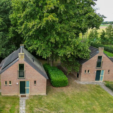 BUNGALOW 4 personnes - Forêt 183