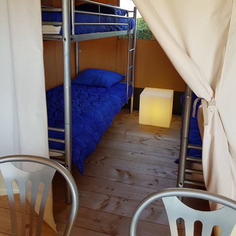 TENTE TOILE ET BOIS 6 personnes