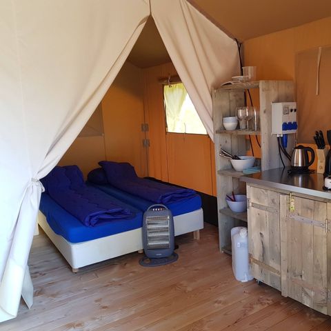 TENTE TOILE ET BOIS 6 personnes