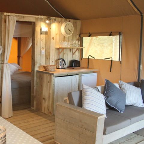 TENTE TOILE ET BOIS 6 personnes - Luxe