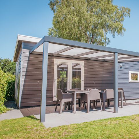 Hébergement pour groupe 12 personnes - Veluwelodge XL avec maison grillagée 6+6