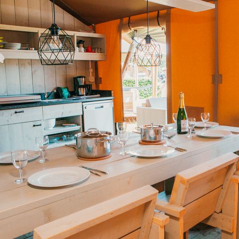 TENTE TOILE ET BOIS 8 personnes - Maison safari de luxe