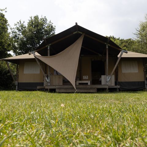 Tente en toile et en bois 8 personnes - Maison safari de luxe