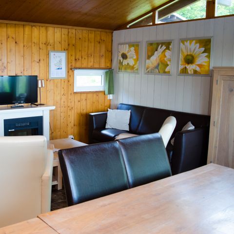 BUNGALOW 8 personnes - La Terre (max. 6 adultes)
