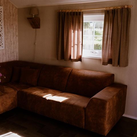 LODGE 16 personnes - Hébergement de groupes pavillon de groupe + 4 pavillons de quatre personnes (16 personnes)