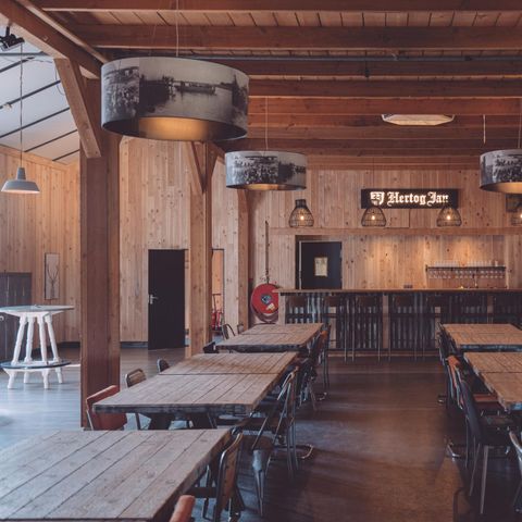 MAISON 48 personnes - Hébergement collectif Kapschuur + 8 chalets de pêcheurs (48 personnes)