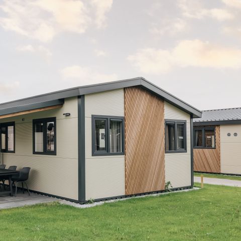 MAISON 12 personnes - Site de nidification d'oiseaux (3 bungalows mitoyens)