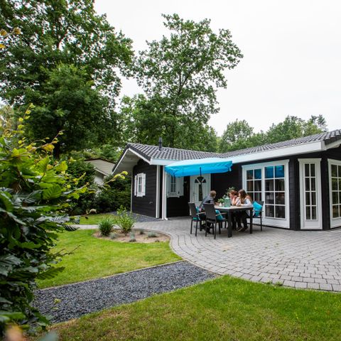 Bungalow 4 personnes - Cabane en rondins II