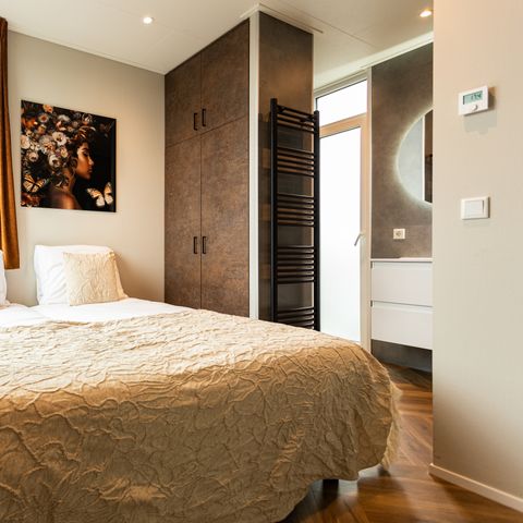 CHALET 4 personnes - Waterhoeve Wellness (bain à remous)