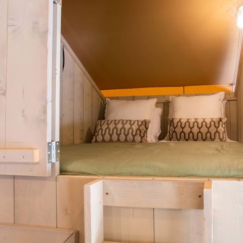 TENTE TOILE ET BOIS 6 personnes