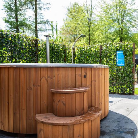 MAISON 6 personnes - Module Special 6 personnes Hot tub