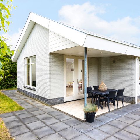 BUNGALOW 4 personnes - Den