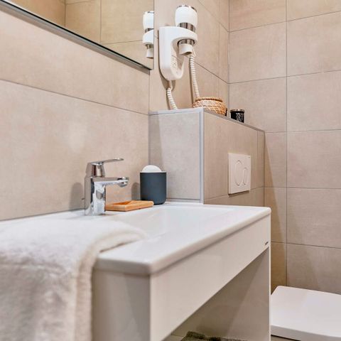 APPARTEMENT 6 personnes - Suite avec vue sur la mer