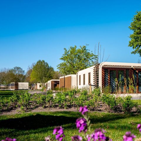 BUNGALOW 4 personnes - Mode