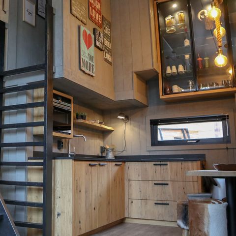 HÉBERGEMENT INSOLITE 4 personnes - Petite maison