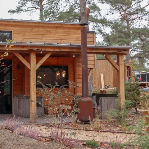 HÉBERGEMENT INSOLITE 4 personnes - Petite maison