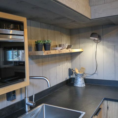 HÉBERGEMENT INSOLITE 4 personnes - Petite maison