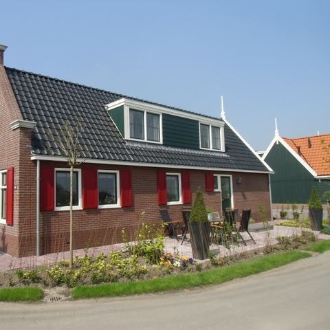 BUNGALOW 8 personnes - Terre d'eau (6-8)