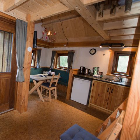 HÉBERGEMENT INSOLITE 5 personnes - Maison dans les arbres