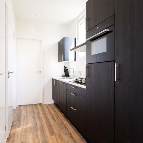 BUNGALOW 6 personnes - Module spécial bien-être (bain à remous)