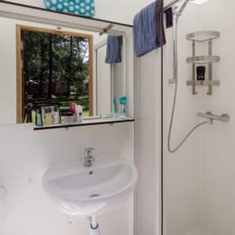 Emplacement - RCN de Roggeberg - Avec salle de bains privé