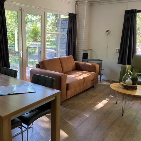 BUNGALOW 4 personnes - Pluton (animal de compagnie)