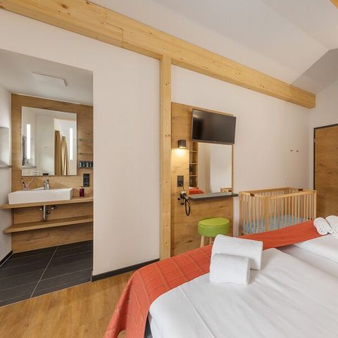 MAISON 12 personnes - Exclusif AG1434