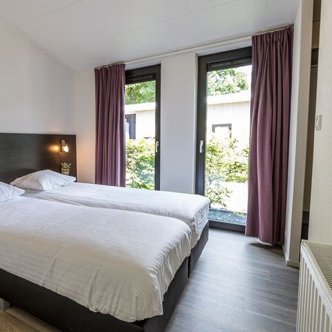 BUNGALOW 4 personnes - Forest Lodge 75 avec bain à remous