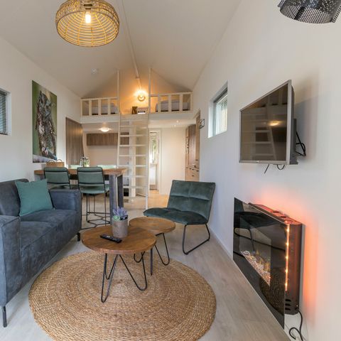 BUNGALOW 4 personnes - Tiny Lodge Eco avec bain à remous et sauna