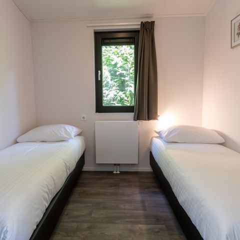 BUNGALOW 4 personnes - Forest Lodge 55 Eco avec bain à remous