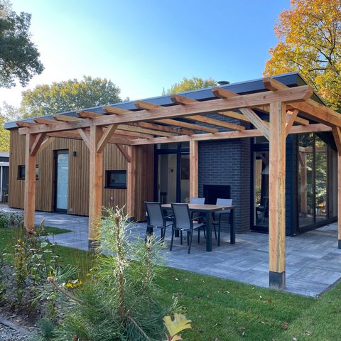 BUNGALOW 6 personnes - Birch Lodge Eco avec bain à remous et sauna