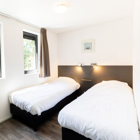 BUNGALOW 6 personnes - Forest Lodge 75 avec bain à remous