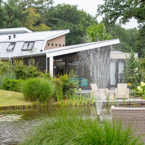 BUNGALOW 6 personnes - Forest Lodge 75 avec bain à remous