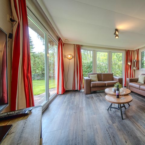 CHALET 4 personnes - (max. 2 adultes)
