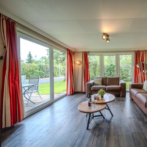 CHALET 4 personnes - (max. 2 adultes)